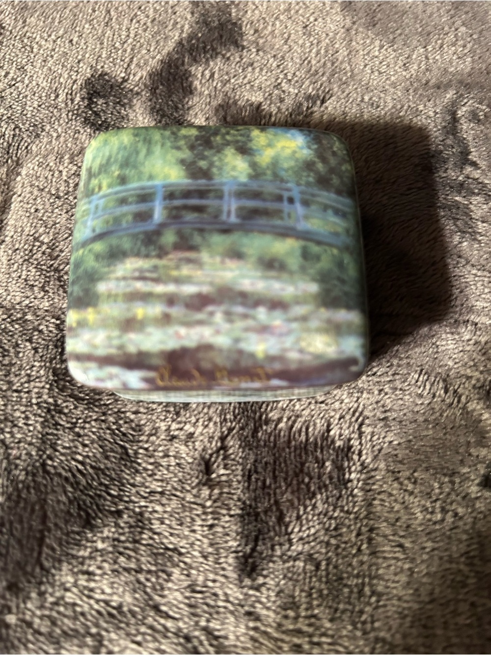Goebel Artis Orbis Germany with Claude Monet water lilies on small porcelain box
